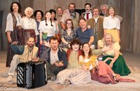 Das glückliche Ensemble nach der erfolgreichen Preiere