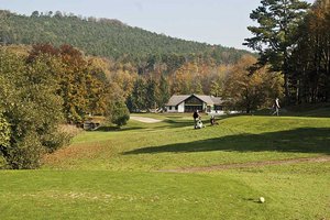 Blick vom Tee 18 Richtung Klubhaus; Foto: Gerhard Maly